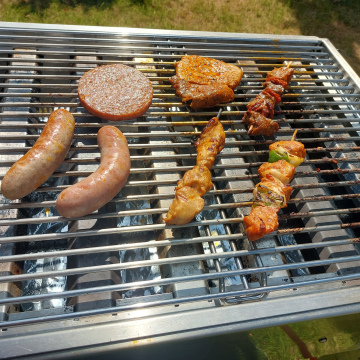 BBQ de luxe met 2 kg gas en schoonmaak